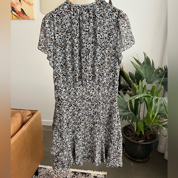 Ever New Ruthie Mini Dress - Picture 7 of 8